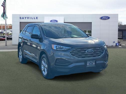 2022 Ford Edge SE