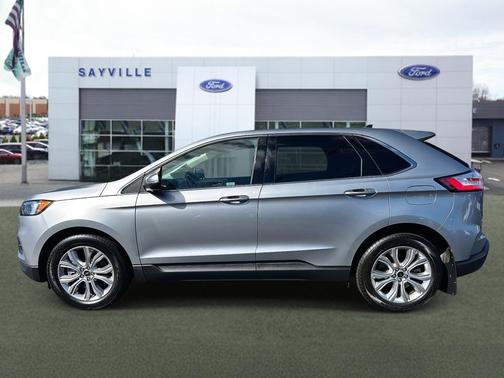 2023 Ford Edge Titanium