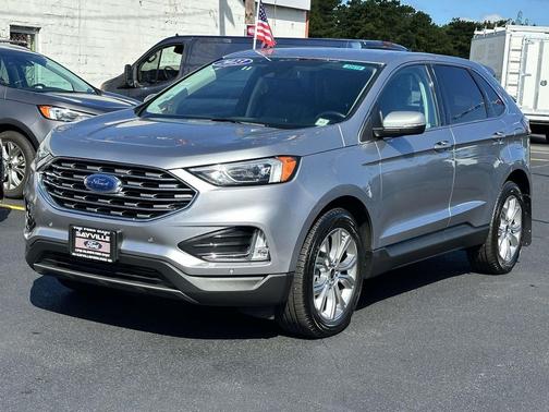 2023 Ford Edge Titanium