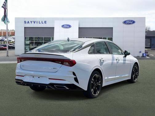 Glacial White Pearl 2024 Kia K5 GT-Line