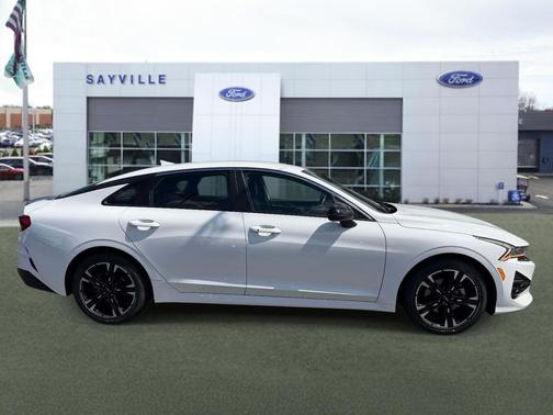 Glacial White Pearl 2024 Kia K5 GT-Line