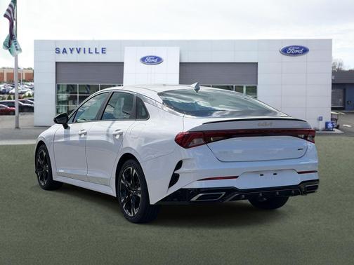 Glacial White Pearl 2024 Kia K5 GT-Line