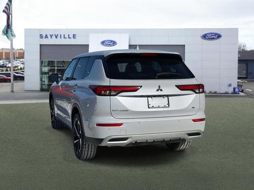 2024 Mitsubishi Outlander SE 2.5 2WD