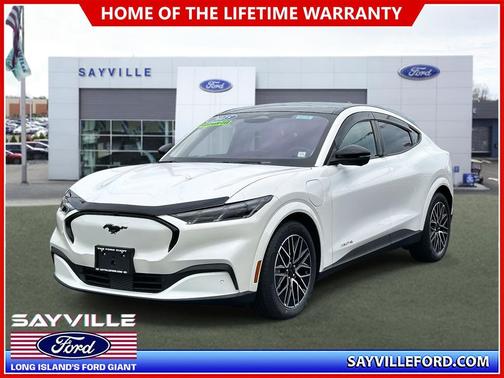 2025 Ford Mustang Mach-E Premium