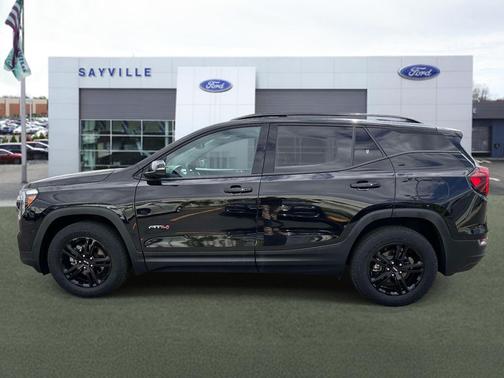 Ebony Twilight Metallic 2022 GMC Terrain AWD AT4