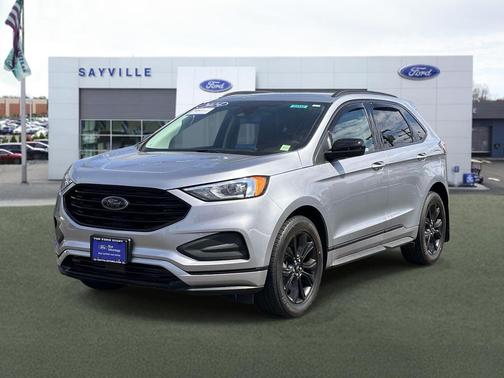 Iconic Silver Metallic 2024 Ford Edge SE