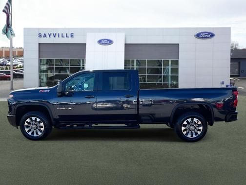 2024 Chevrolet Silverado 2500 Custom