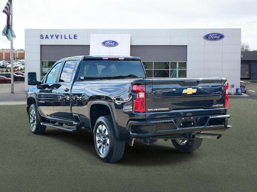2024 Chevrolet Silverado 2500 Custom