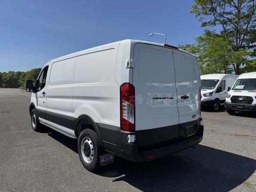 Oxford White 2026 Ford Transit-250 Base
