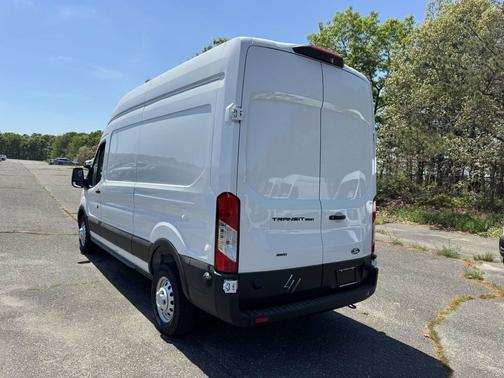 Oxford White 2026 Ford Transit-350 Base