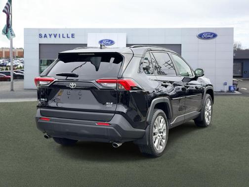 Midnight Black Metallic 2021 Toyota RAV4 XLE Premium