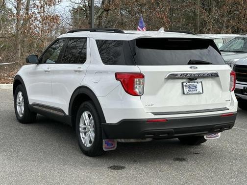 Star White Metallic Tri-Coat 2020 Ford Explorer XLT