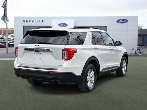 Star White Metallic Tri-Coat 2020 Ford Explorer XLT