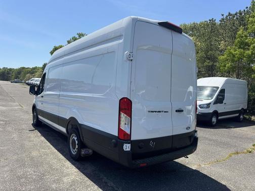 Oxford White 2026 Ford Transit-350 Base
