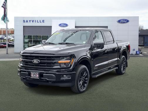 Agate Black Metallic 2025 Ford F-150 XLT