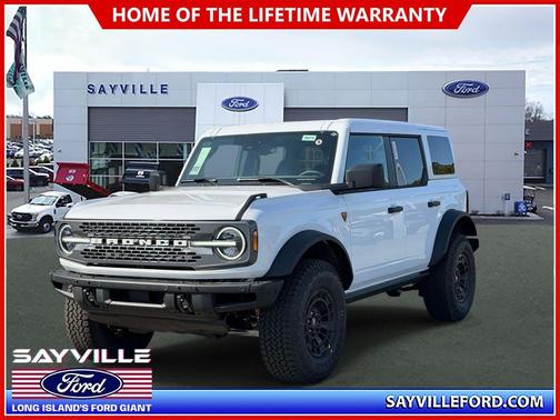 Oxford White 2026 Ford Bronco Badlands