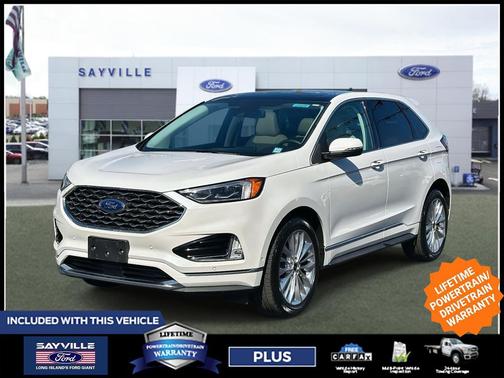 2022 Ford Edge Titanium