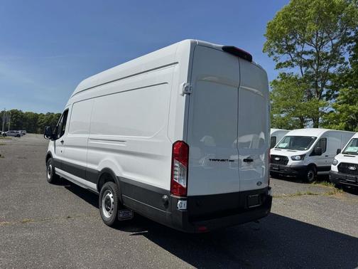 Oxford White 2026 Ford Transit-250 Base