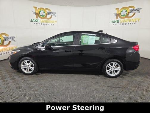 Mosaic Black Metallic 2017 Chevrolet Cruze LT