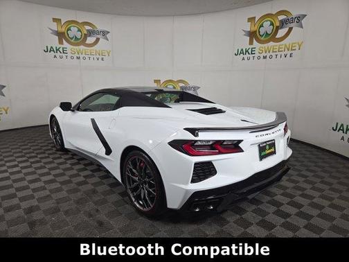 Arctic White 2024 Chevrolet Corvette Stingray w/2LT