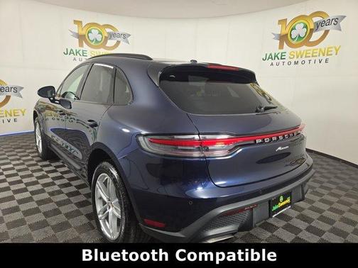 2022 Porsche Macan Base