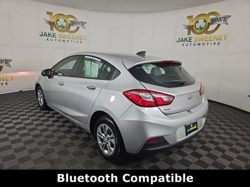 Silver Ice Metallic 2019 Chevrolet Cruze LS