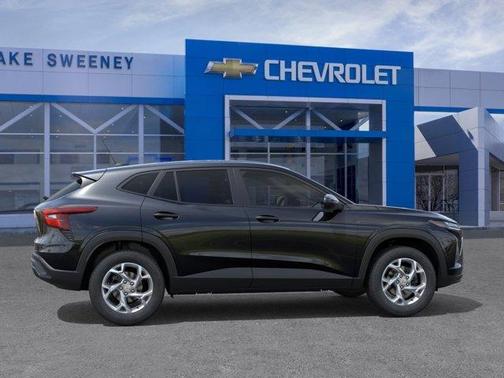 Mosaic Black Metallic 2026 Chevrolet Trax LS