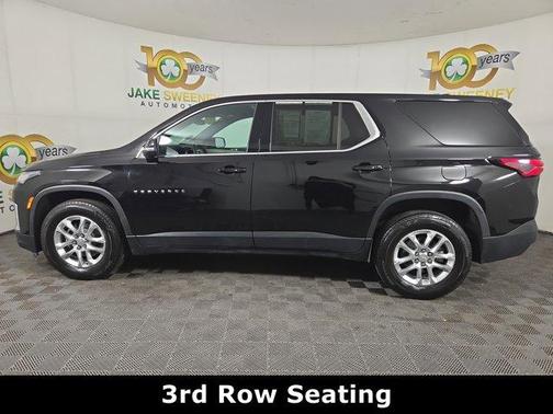 Mosaic Black Metallic 2023 Chevrolet Traverse LS