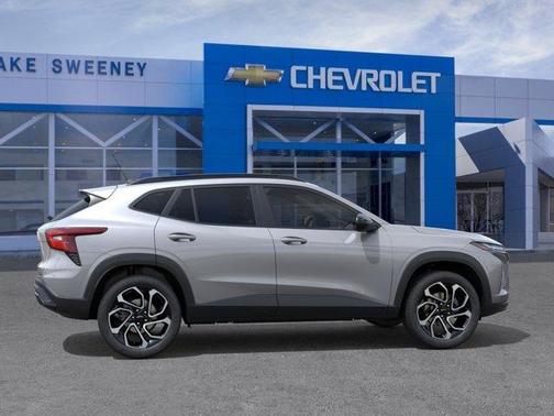 Sterling Gray Metallic 2026 Chevrolet Trax 2RS