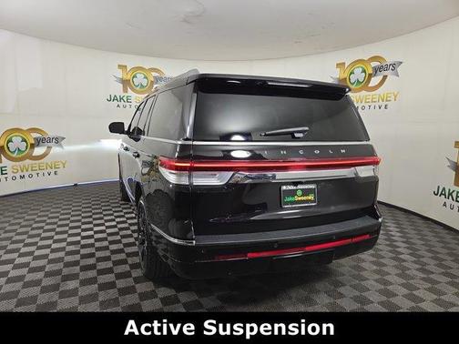 Black Metallic 2024 Lincoln Navigator Premiere