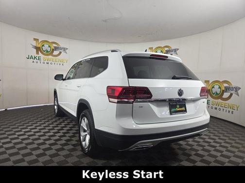 Pure White 2018 Volkswagen Atlas 2.0T SE