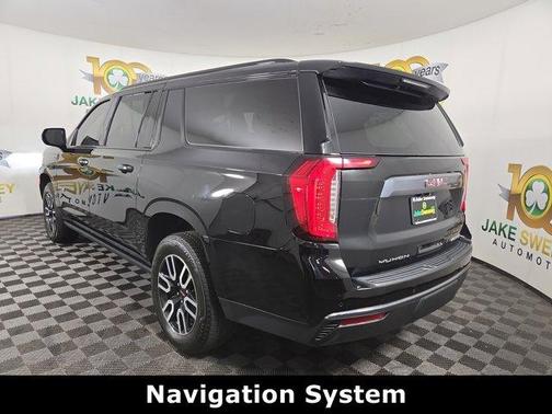 Onyx Black 2023 GMC Yukon XL AT4