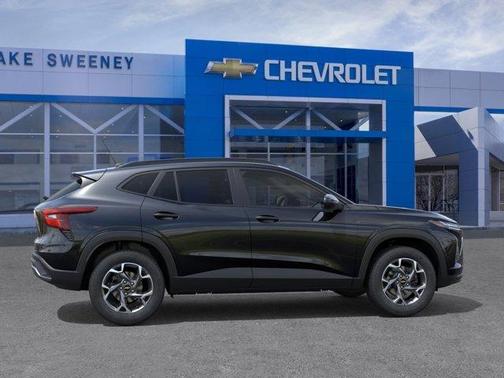 Mosaic Black Metallic 2026 Chevrolet Trax LT