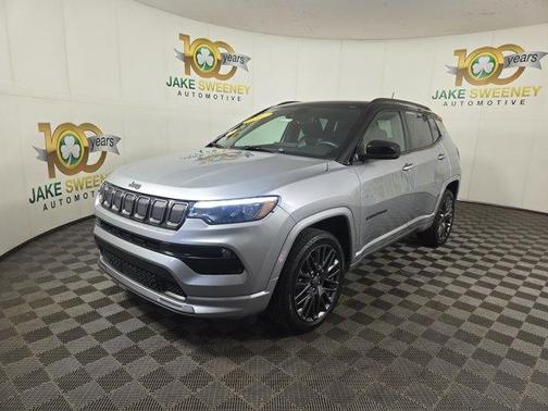 Billet Silver Metallic Clearcoat 2022 Jeep Compass Altitude