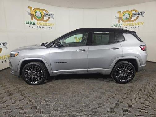 Billet Silver Metallic Clearcoat 2022 Jeep Compass Altitude