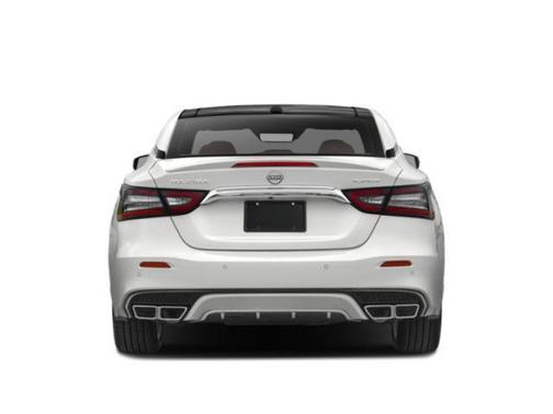 White 2023 Nissan Maxima Platinum