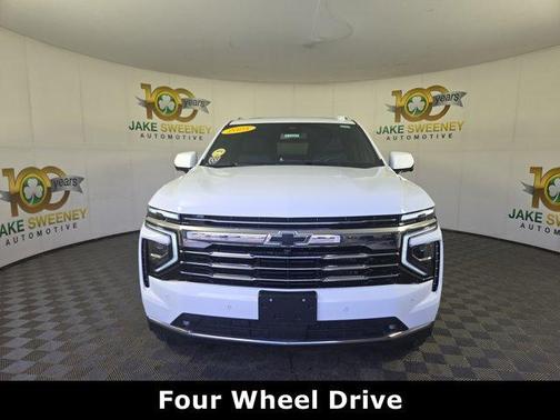 2025 Chevrolet Suburban LT