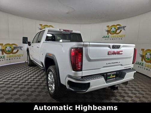 White Frost Tri-Coat 2022 GMC Sierra 2500 Denali
