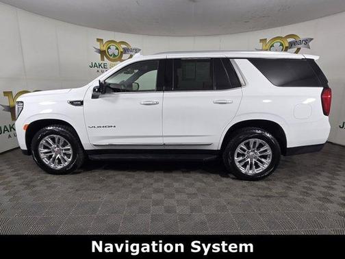 Summit White 2023 GMC Yukon SLT