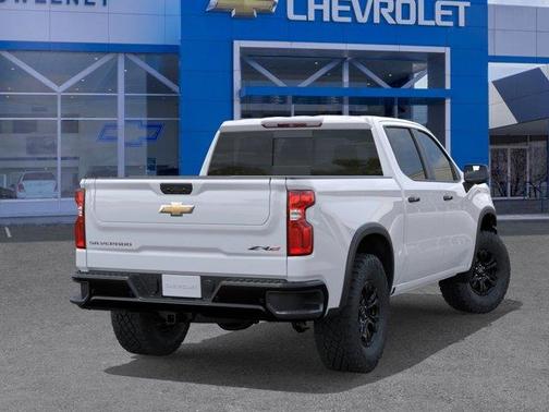 Summit White 2026 Chevrolet Silverado 1500 ZR2