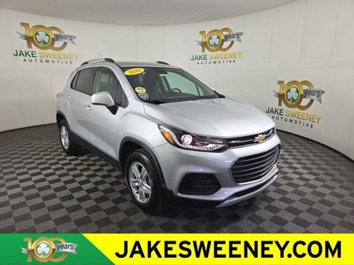 Silver Ice Metallic 2022 Chevrolet Trax LT