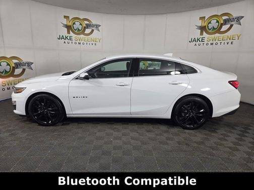Summit White 2024 Chevrolet Malibu LT