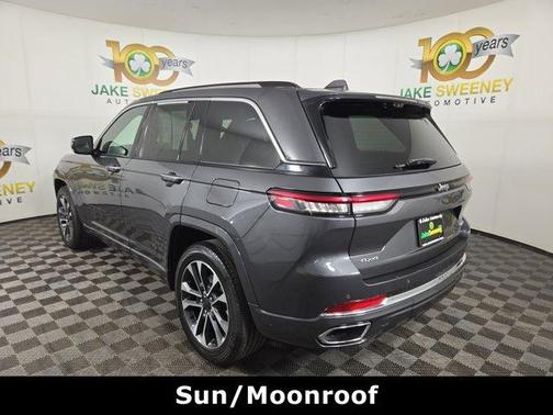 2022 Jeep Grand Cherokee Overland