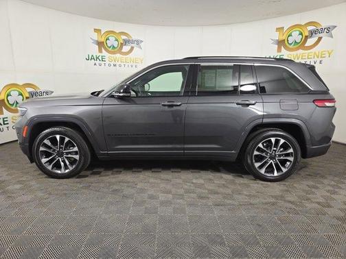 2022 Jeep Grand Cherokee Overland