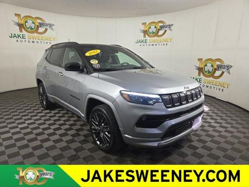 Billet Silver Metallic Clearcoat 2022 Jeep Compass Altitude