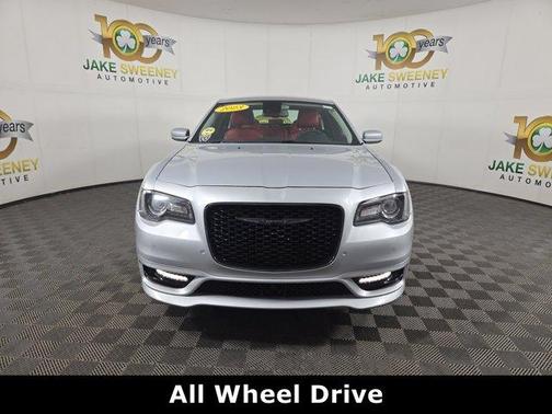 2023 Chrysler 300 Touring L