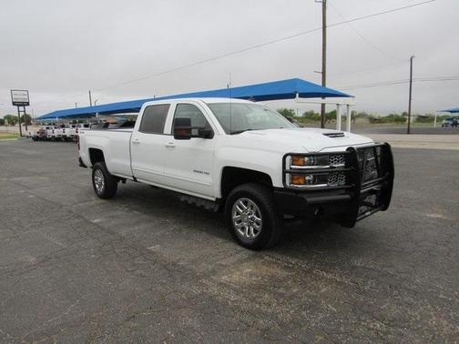 Photo 5 of 38 of 2019 Chevrolet Silverado 2500 LT