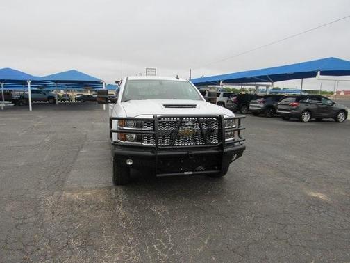 Photo 4 of 38 of 2019 Chevrolet Silverado 2500 LT
