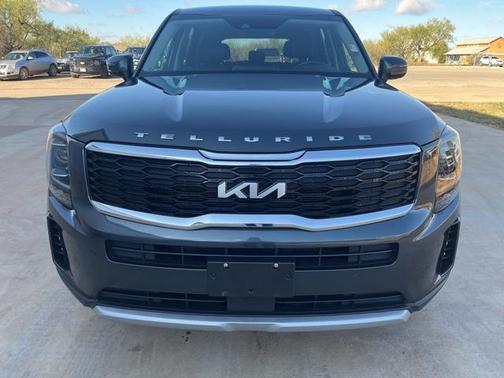 2022 Kia Telluride LX