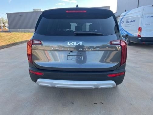 2022 Kia Telluride LX